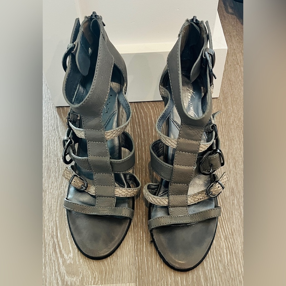 Kenneth Cole Gladiator Stylish Gray Sandal Heels